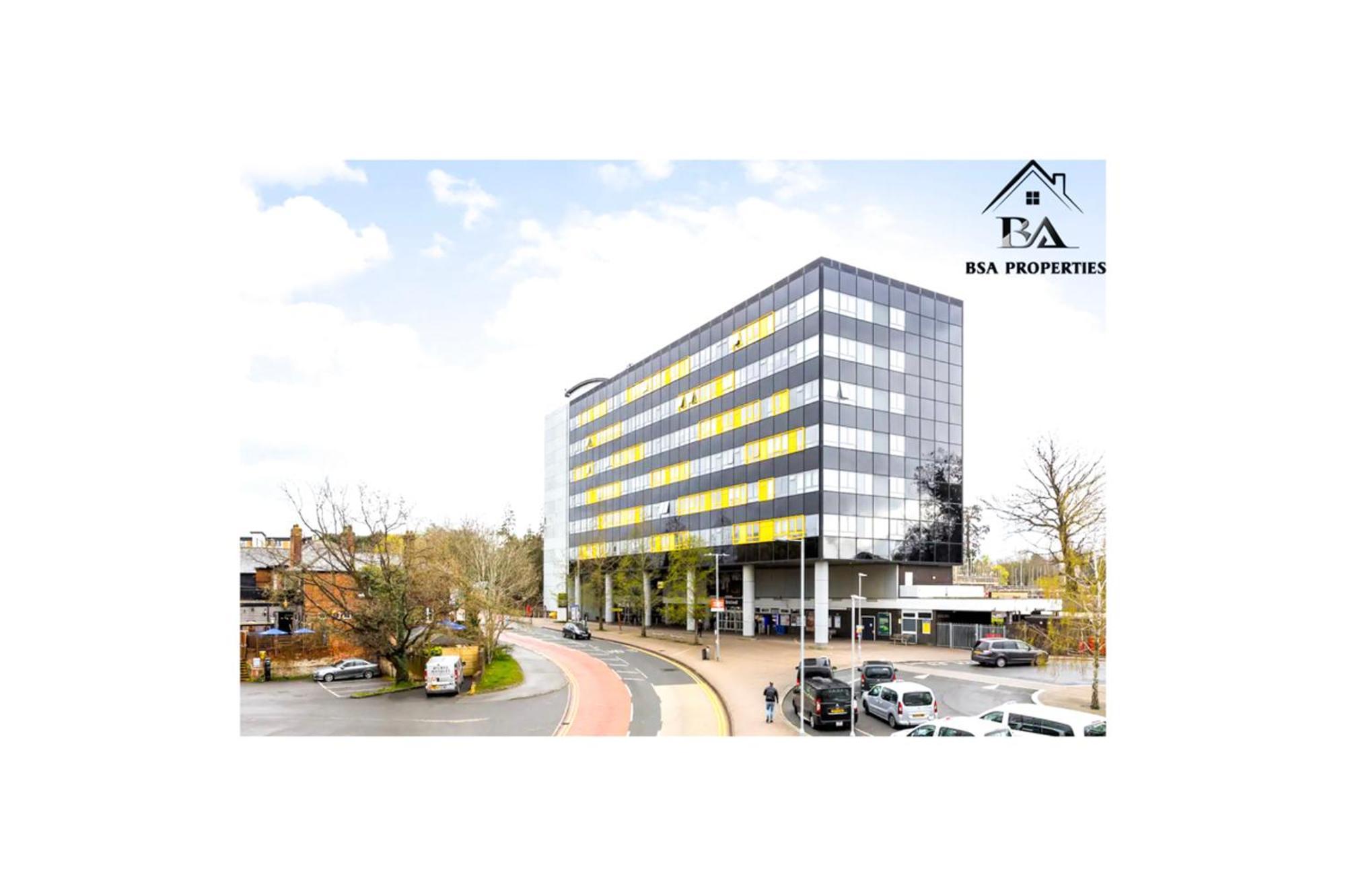 City Centre Apartment Close To Ascot & Legoland Sleep Upto 4 Guests - Parking On Request! Bracknell Ngoại thất bức ảnh