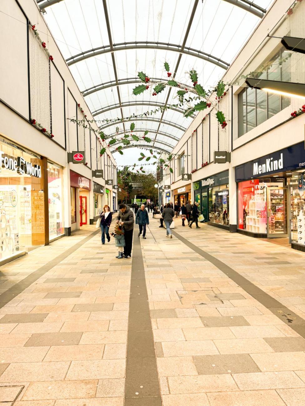 City Centre Apartment Close To Ascot & Legoland Sleep Upto 4 Guests - Parking On Request! Bracknell Ngoại thất bức ảnh